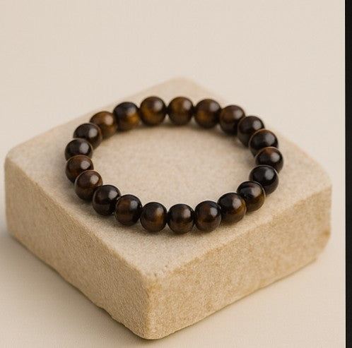 Tiger Eye Bracelet for protection and confidence.
